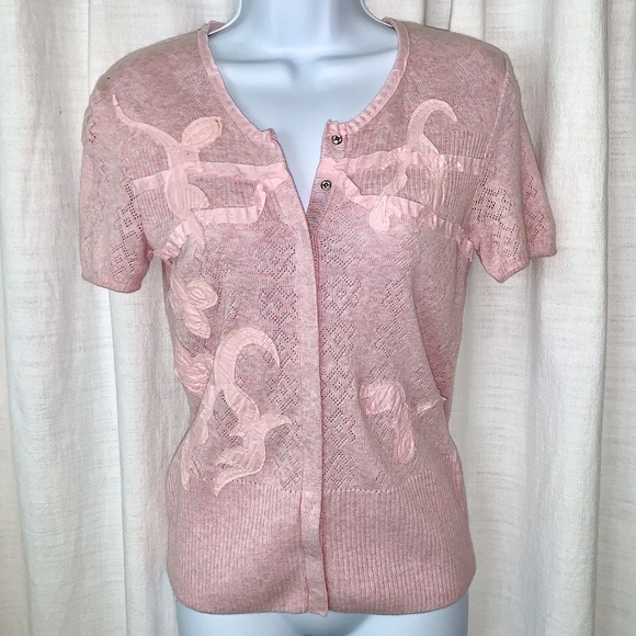 NWOT-kimchi & blue Laser Cut/Hand Stitch Cardigan! - Picture 1 of 7